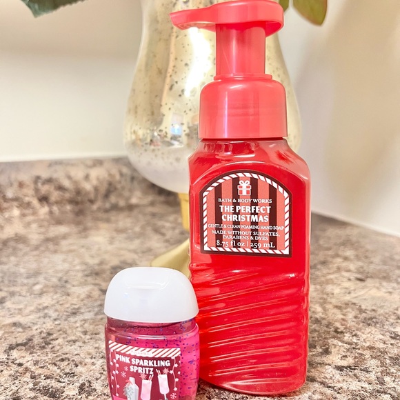 Brand New: The Perfect Christmas Hand Soap - Unisex - Picture 2 of 8